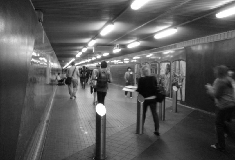 central-station-pedestrian-tunnel-sydney